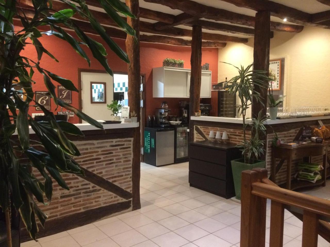 Auberge Des 7 Tours Мартел Екстериор снимка