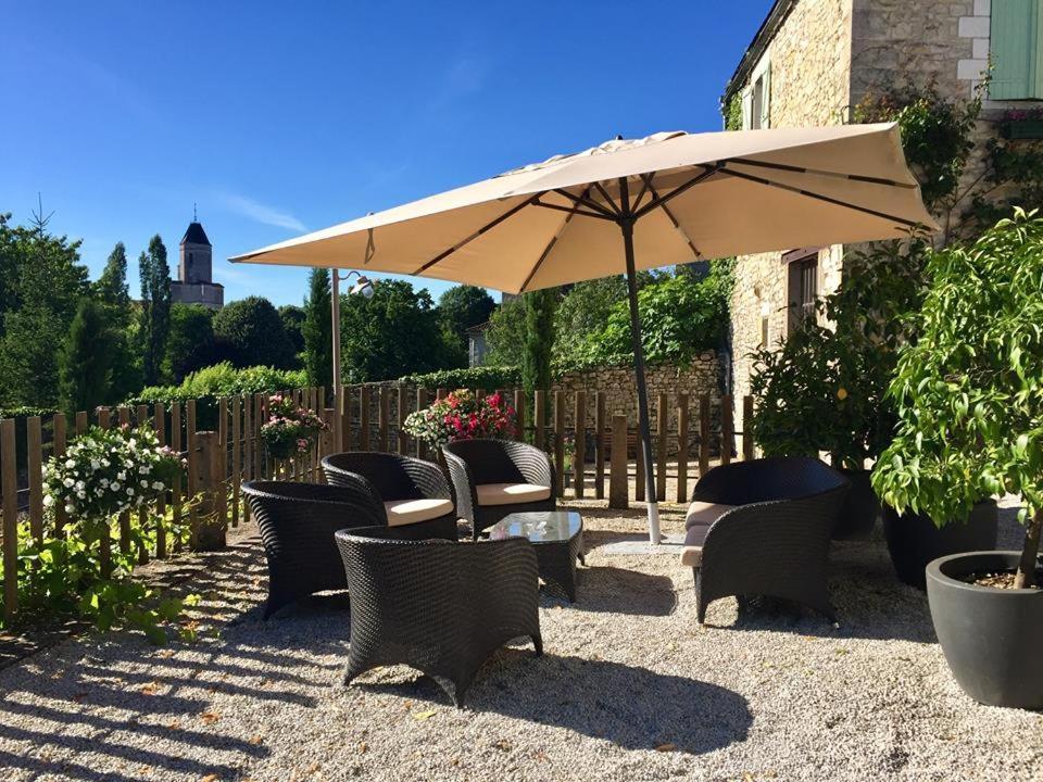 Auberge Des 7 Tours Мартел Екстериор снимка