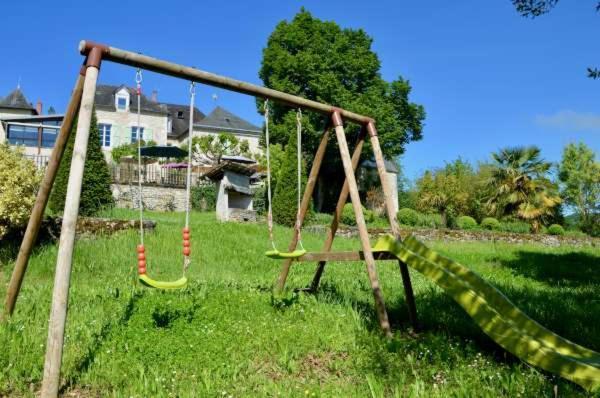 Auberge Des 7 Tours Мартел Екстериор снимка